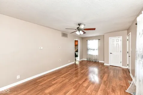 529 Maple Lane Brownsburg IN 46112