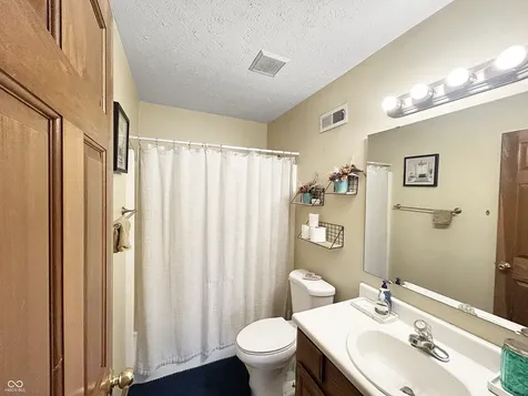 11723 Crab Apple Road Indianapolis IN 46239