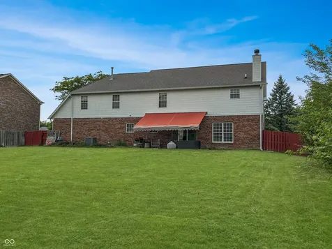 11723 Crab Apple Road Indianapolis IN 46239