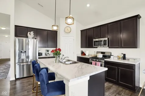2259 Summer Shore Drive Greenwood IN 46143