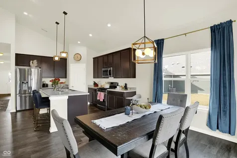 2259 Summer Shore Drive Greenwood IN 46143
