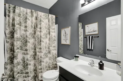 2259 Summer Shore Drive Greenwood IN 46143