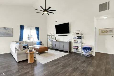 2259 Summer Shore Drive Greenwood IN 46143