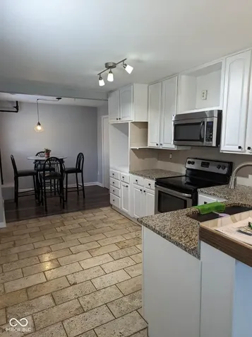 2022 E 34th Street Indianapolis IN 46218