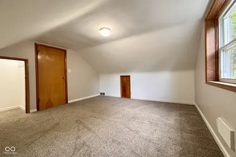 1542 E Edwards Avenue Indianapolis IN 46227