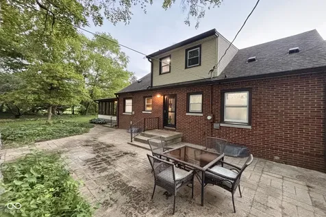 1542 E Edwards Avenue Indianapolis IN 46227