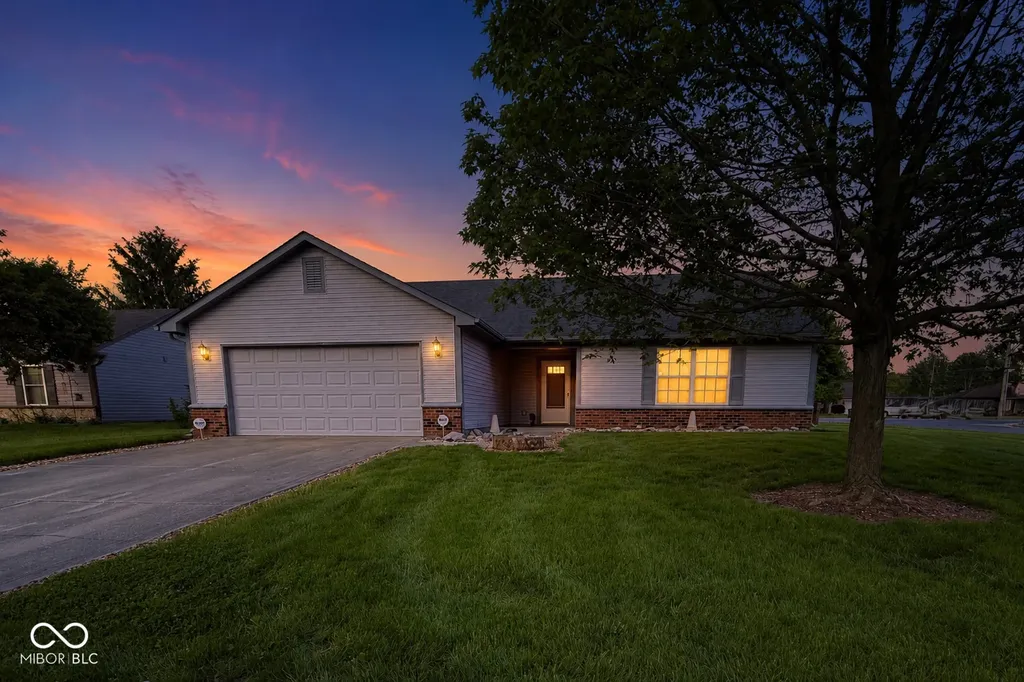 901 Peony Lane Fortville IN 46040
