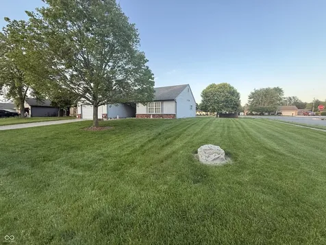 901 Peony Lane Fortville IN 46040