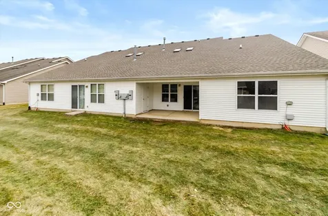 12140 Black Hills Drive Fishers IN 46038