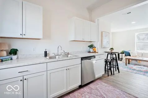 512 N 13th Street Elwood IN 46036