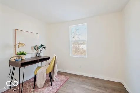 512 N 13th Street Elwood IN 46036