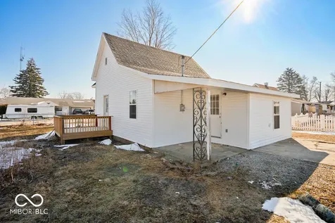 512 N 13th Street Elwood IN 46036