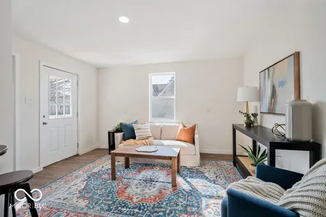 512 N 13th Street Elwood IN 46036