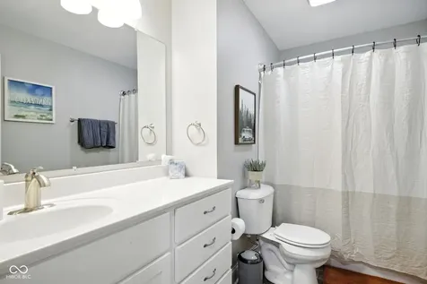 2945 N New Jersey Street Indianapolis IN 46205