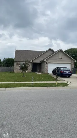 922 Beal Way Indianapolis IN 46217