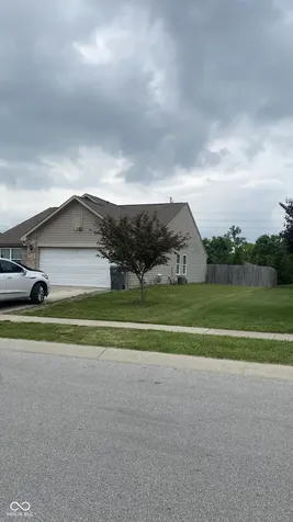922 Beal Way Indianapolis IN 46217