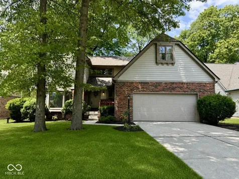 7570 Pinesprings West Drive Indianapolis IN 46256