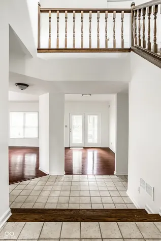 7570 Pinesprings West Drive Indianapolis IN 46256
