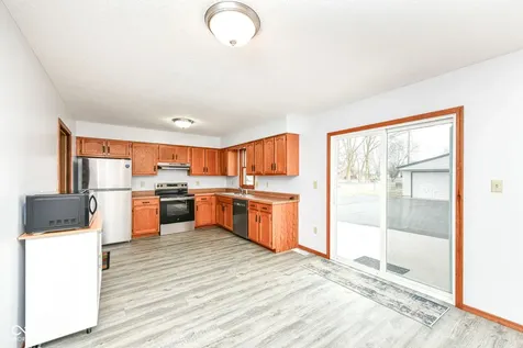 382 Pinedale Drive Avon IN 46123