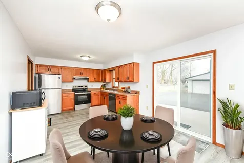 382 Pinedale Drive Avon IN 46123