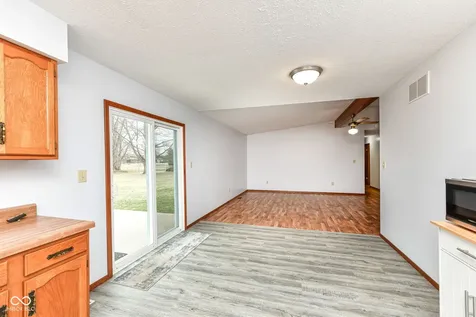 382 Pinedale Drive Avon IN 46123