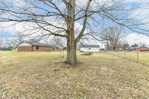 382 Pinedale Drive Avon IN 46123