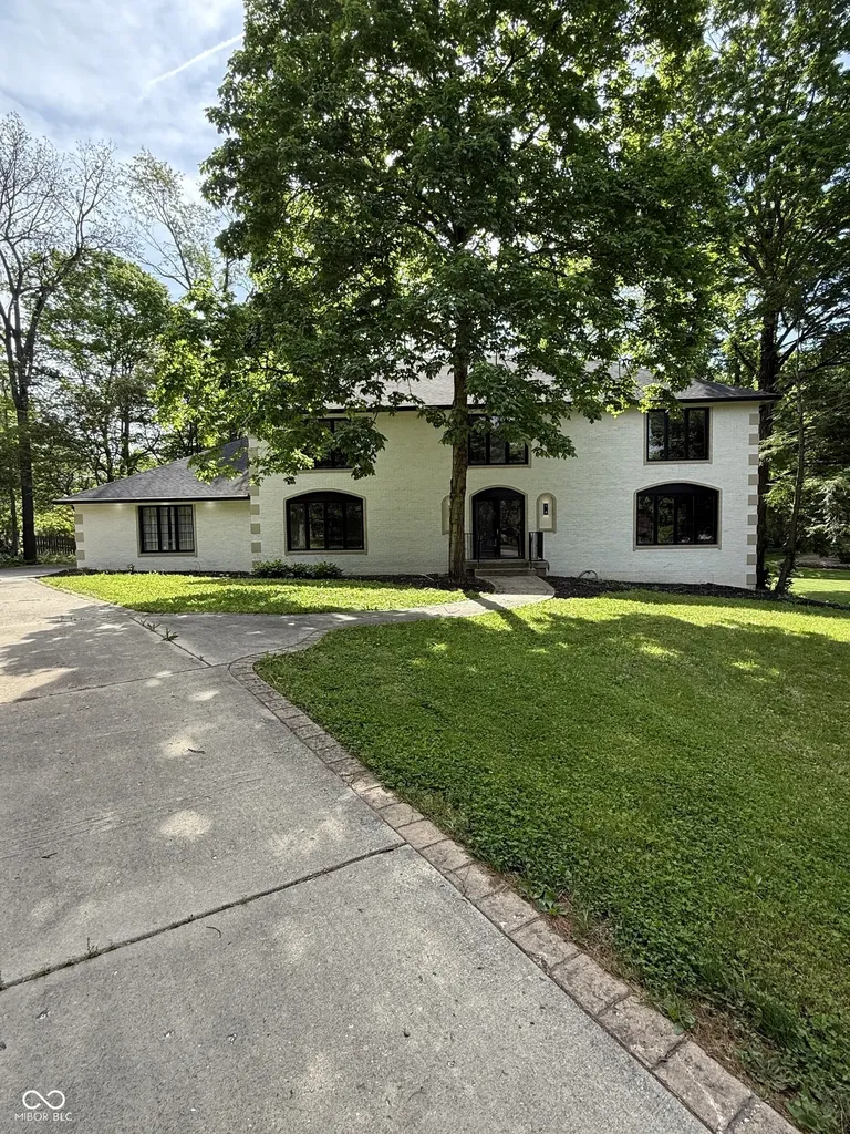 7811 Providence Circle Indianapolis IN 46250