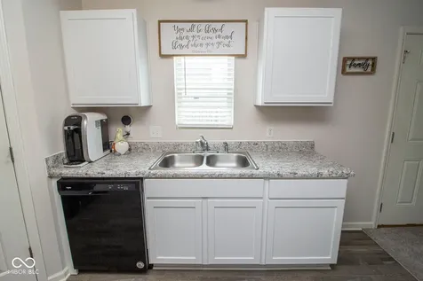 360 Michael Drive Atlanta IN 46031