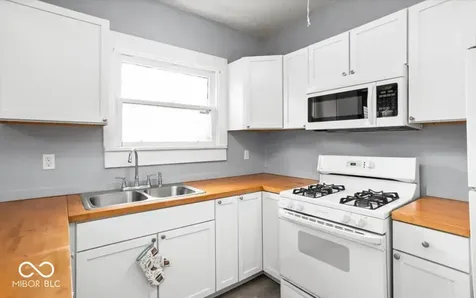 901 N Parker Avenue Indianapolis IN 46201