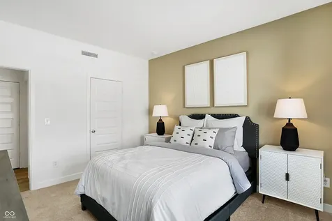 1563 Alpine Lane Greenfield IN 46140