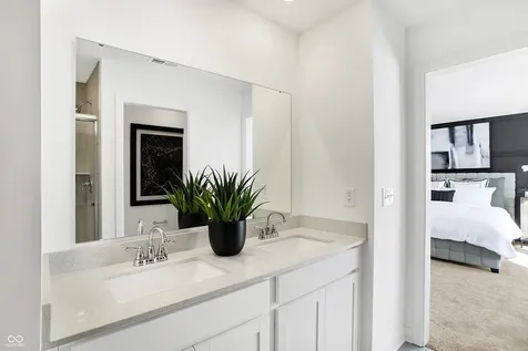1563 Alpine Lane Greenfield IN 46140