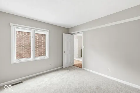 7869 Clearwater Parkway Indianapolis IN 46240