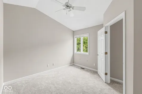 7869 Clearwater Parkway Indianapolis IN 46240