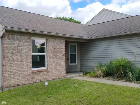 9714 Treyburn Lakes Drive Indianapolis IN 46239