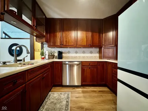 560 Sir Lancelot Drive Seymour IN 47274