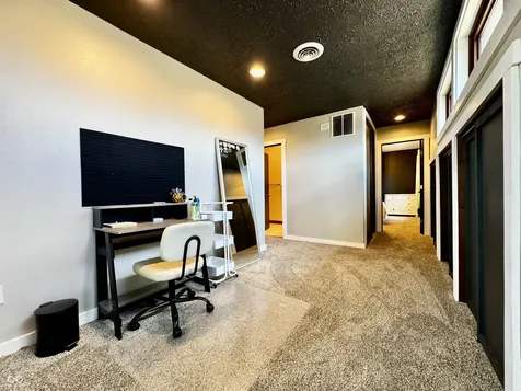 560 Sir Lancelot Drive Seymour IN 47274