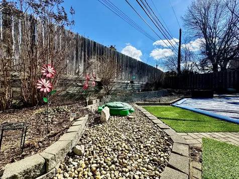 560 Sir Lancelot Drive Seymour IN 47274