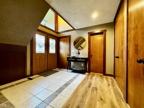 560 Sir Lancelot Drive Seymour IN 47274