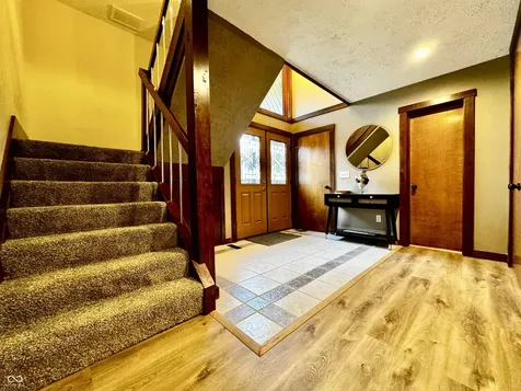 560 Sir Lancelot Drive Seymour IN 47274