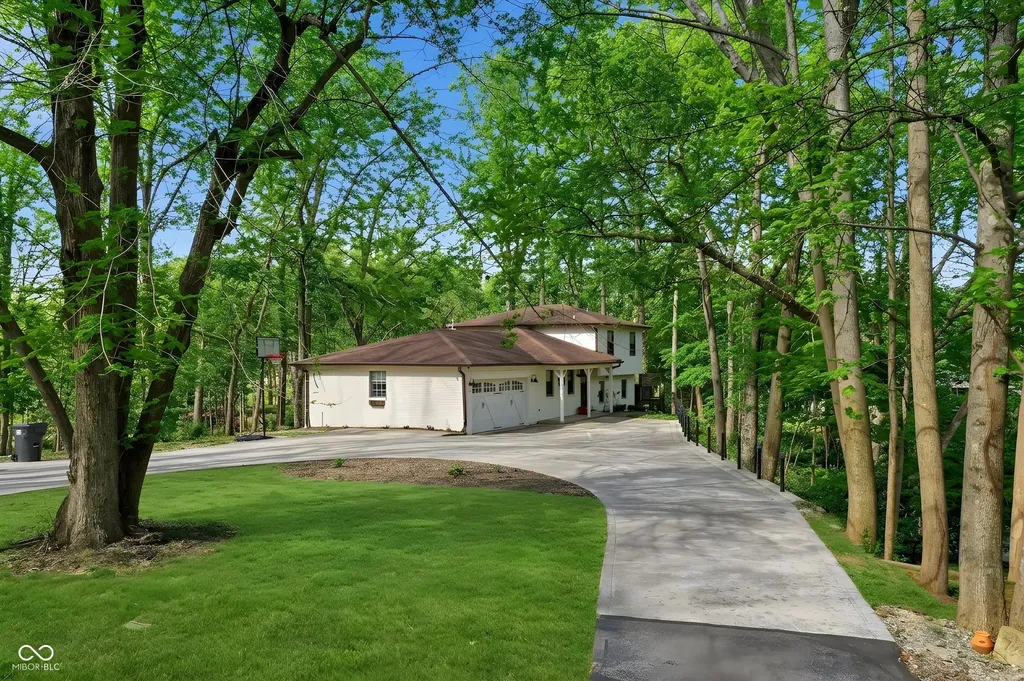 7476 S Susan Lane Trafalgar IN 46181