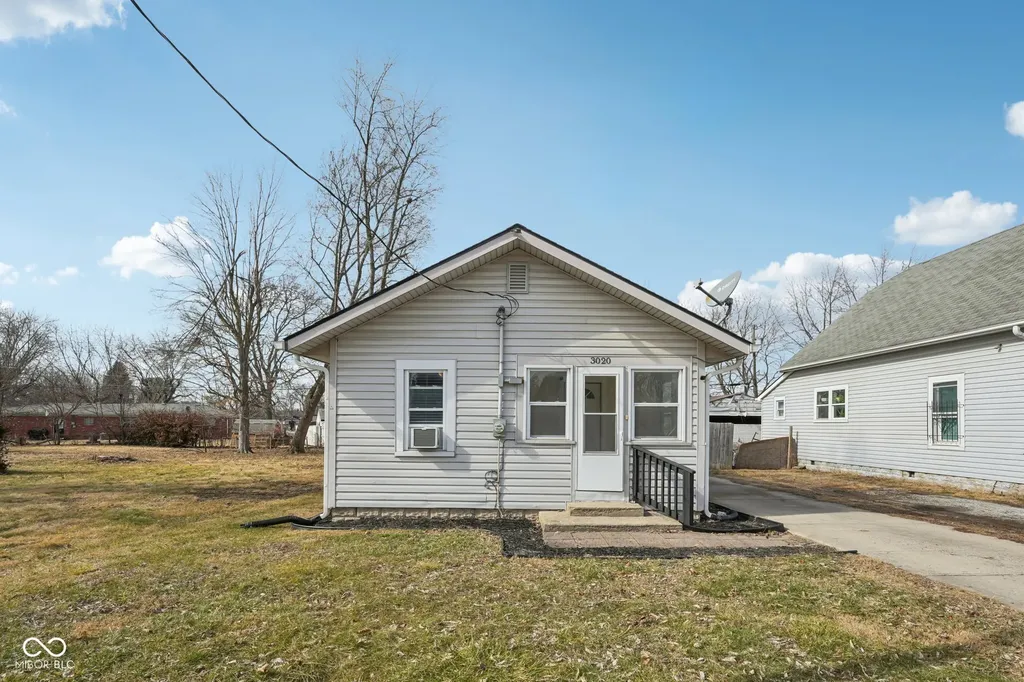 3020 S Mooresville Road Indianapolis IN 46221