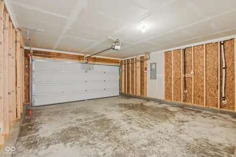 1947 White Oak Lane Shelbyville IN 46176