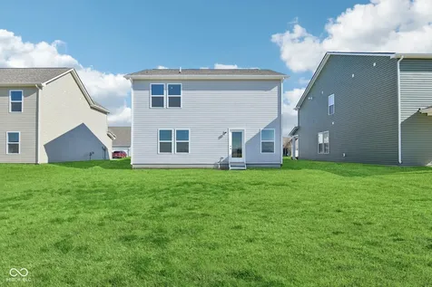 1947 White Oak Lane Shelbyville IN 46176