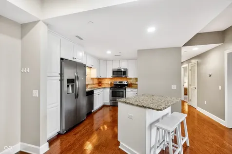 20971 Shoreline Court Noblesville IN 46062