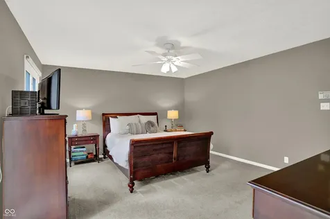 825 Mulberry Street Zionsville IN 46077