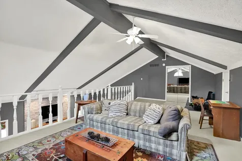 825 Mulberry Street Zionsville IN 46077
