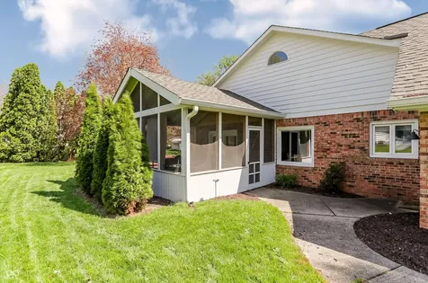 825 Mulberry Street Zionsville IN 46077