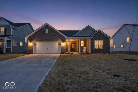 4869 Morning Valley Court Mccordsville IN 46055