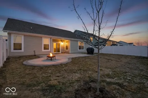 4869 Morning Valley Court Mccordsville IN 46055