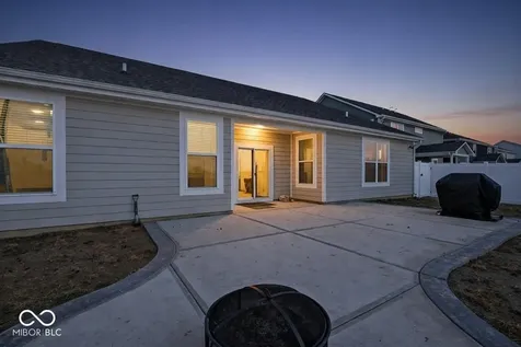 4869 Morning Valley Court Mccordsville IN 46055
